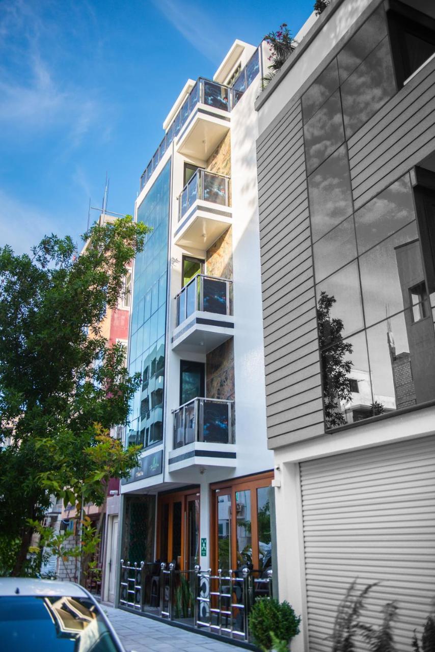 Osmium Hotel Хулхумале Екстериор снимка